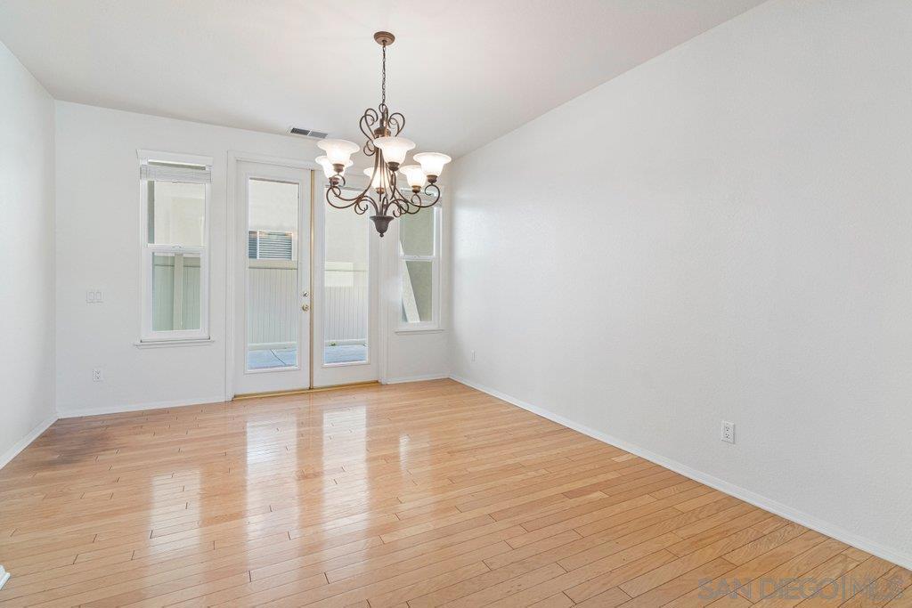 45256 Chateau Court Property Photo 32