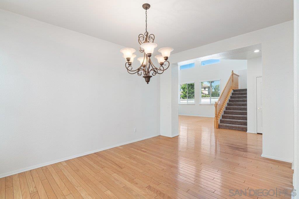 45256 Chateau Court Property Photo 33