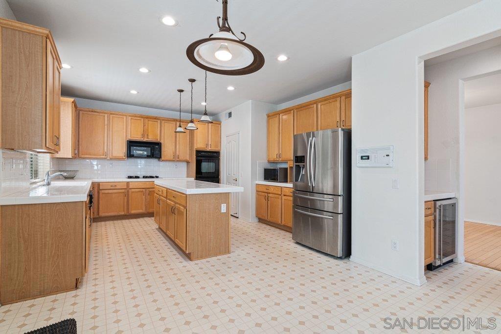 45256 Chateau Court Property Photo 49