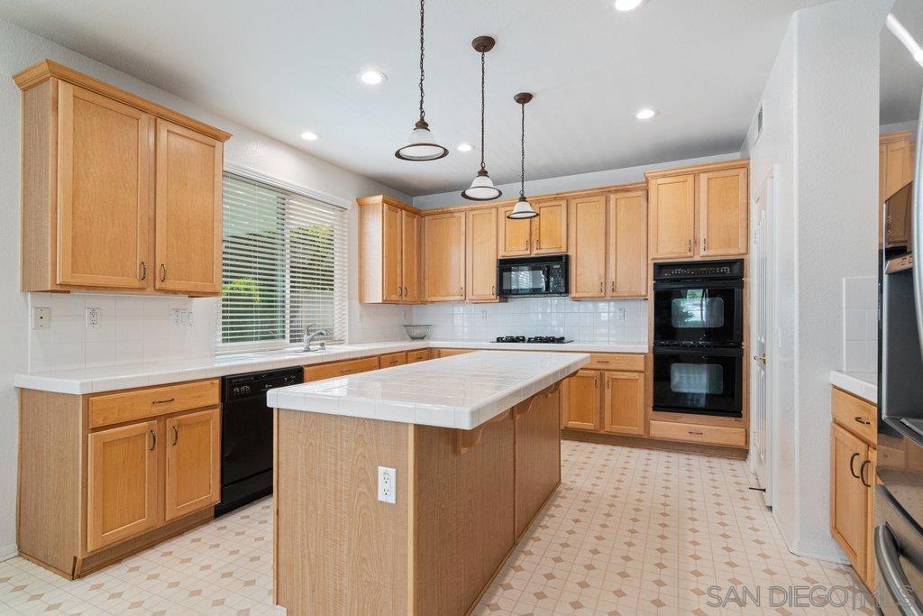45256 Chateau Court Property Photo 51