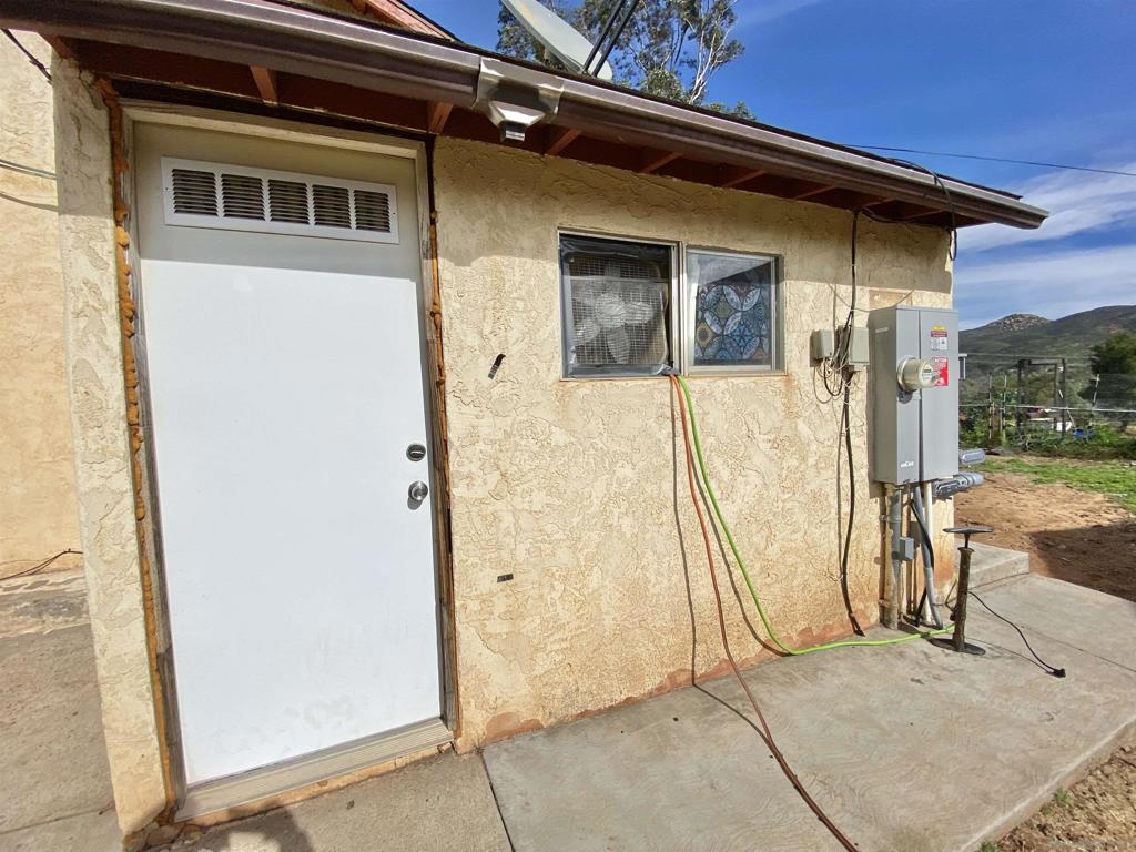 17939 Highway 94 Property Photo 16