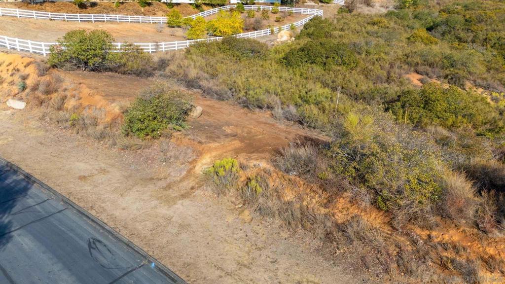 87 Presilla Dr Property Photo 27