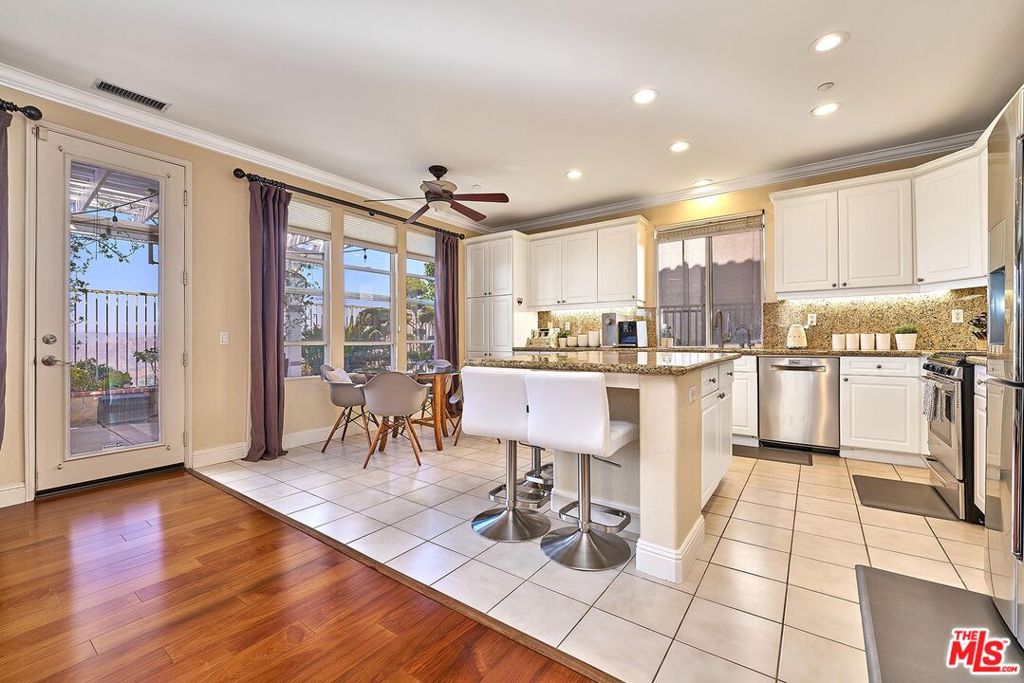 11061 Tamberly Lane Property Photo 8