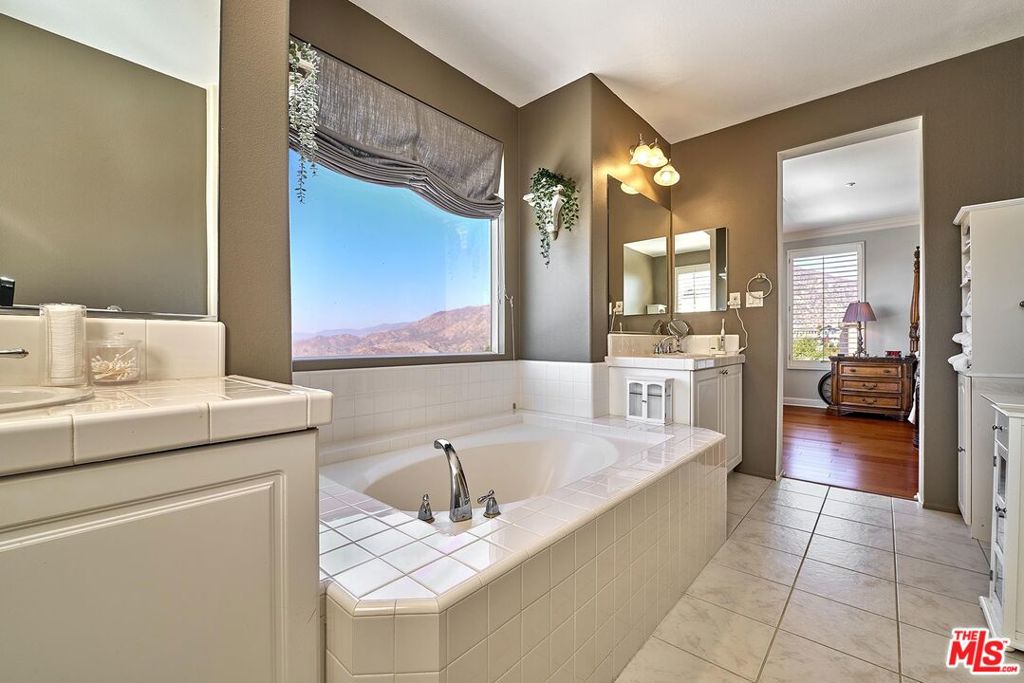 11061 Tamberly Lane Property Photo 17