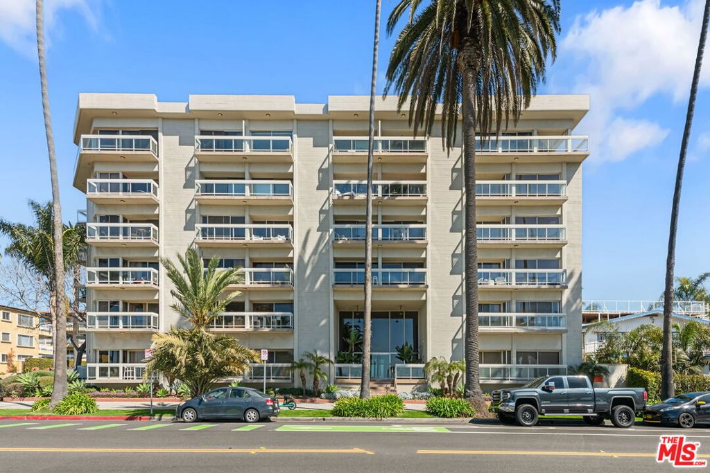 801 Ocean Avenue 206 Property Photo