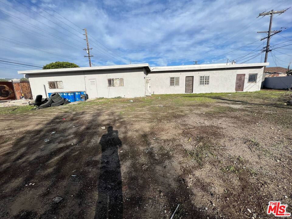 1726 W Compton Boulevard Property Photo 11