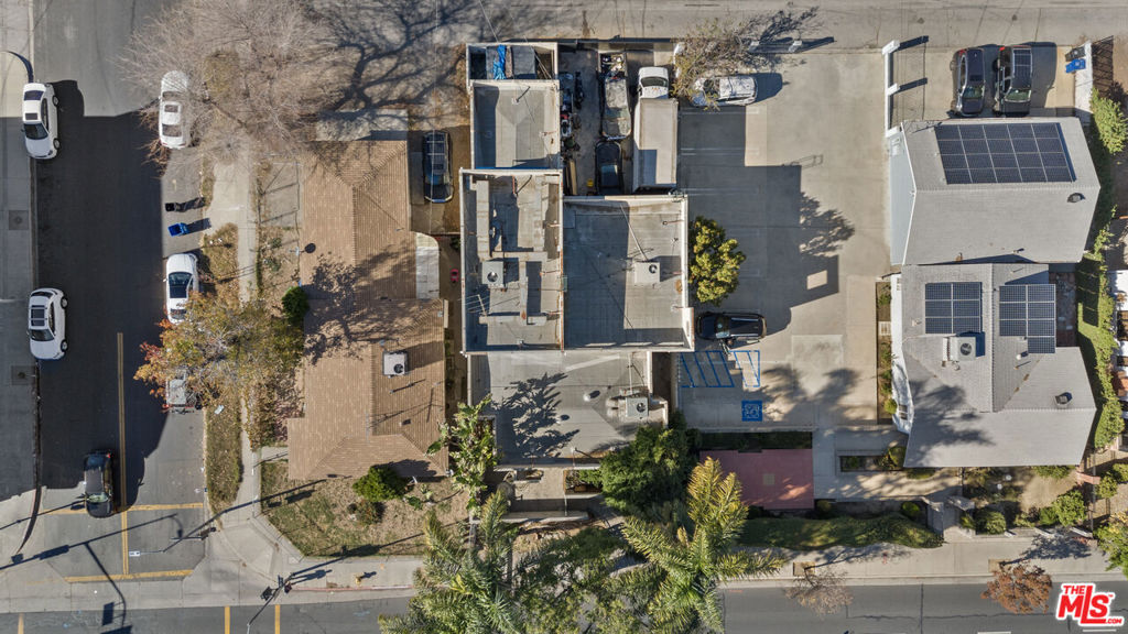 7407 Topanga Canyon Boulevard Property Photo 3