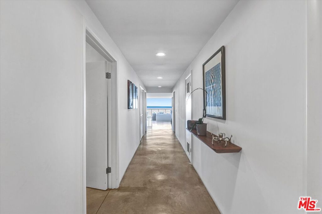 1 Spinnaker Street 2 Property Photo 8
