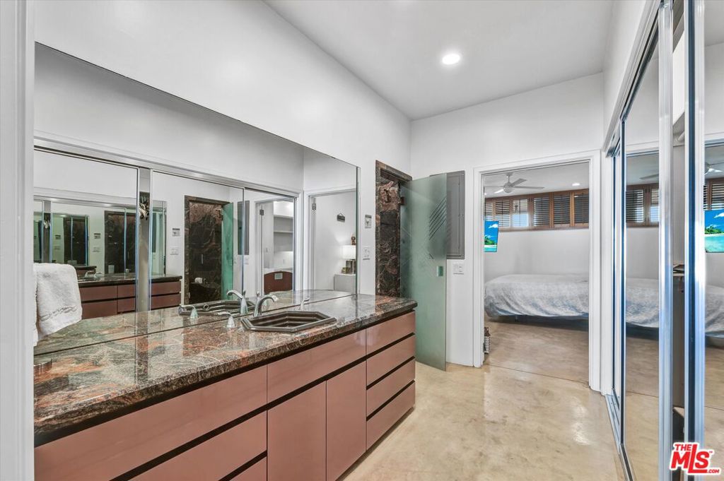 1 Spinnaker Street 2 Property Photo 18
