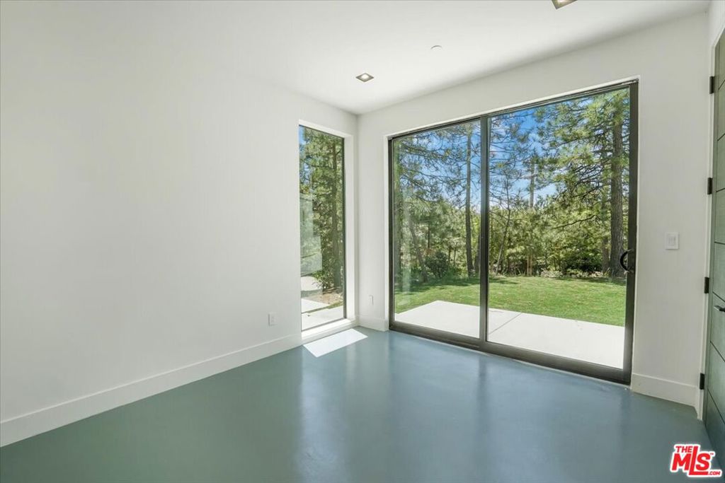 1021 Teakwood Drive Property Photo 33