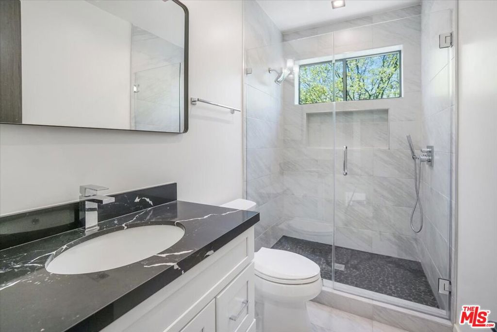 1021 Teakwood Drive Property Photo 49