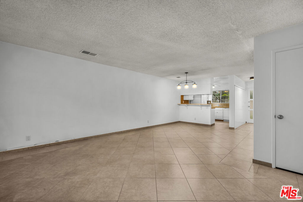 848 15th Street 2 Property Photo 6