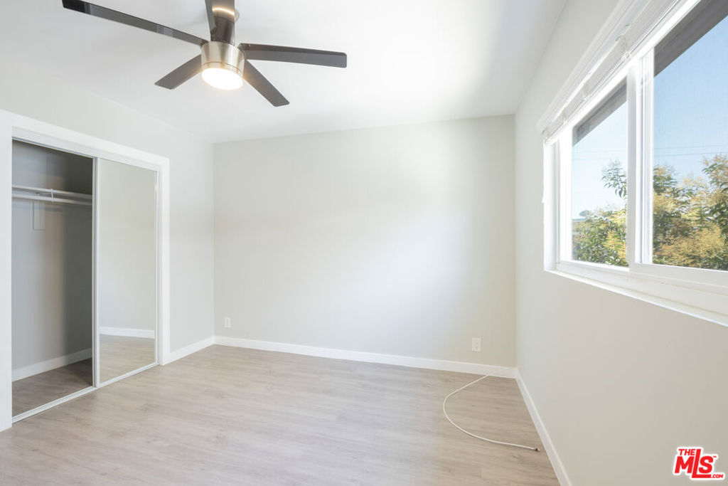 5622 La Mirada Avenue Property Photo 9