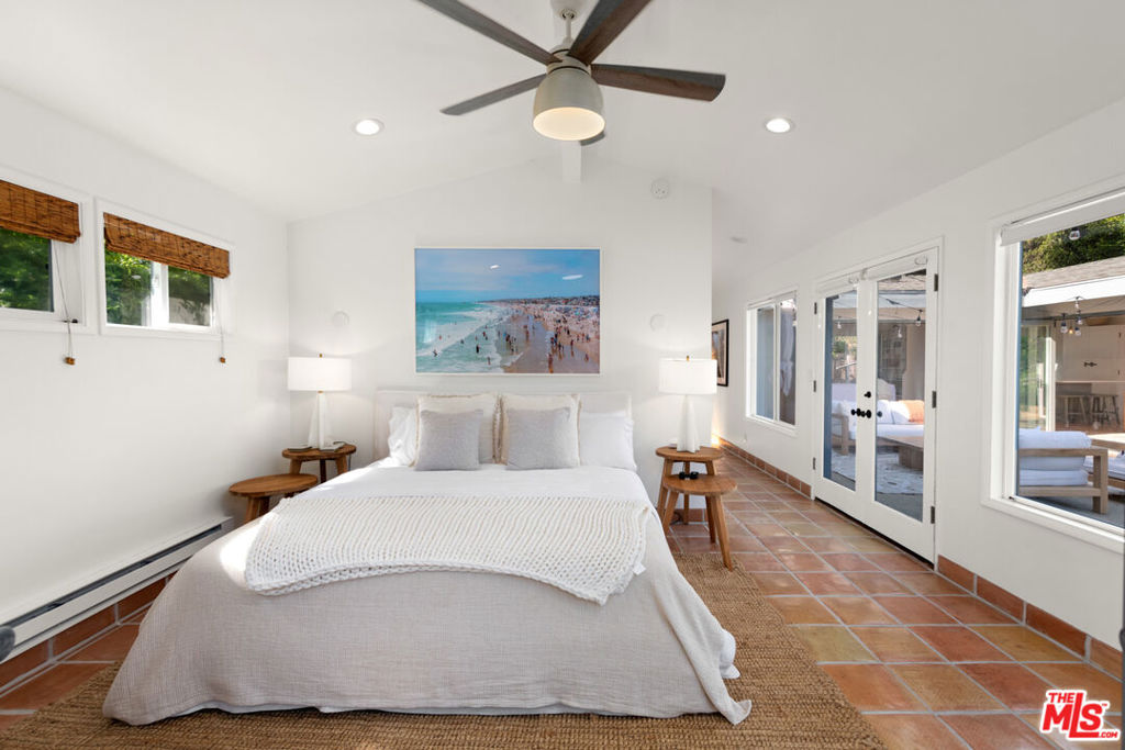 31562 Broad Beach Road Property Photo 16