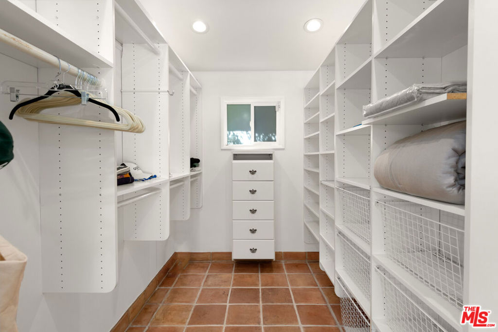 31562 Broad Beach Road Property Photo 18