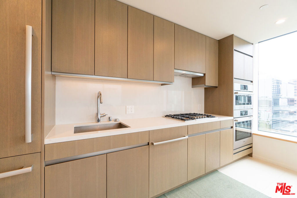 889 Francisco Street 1903 Property Photo 7