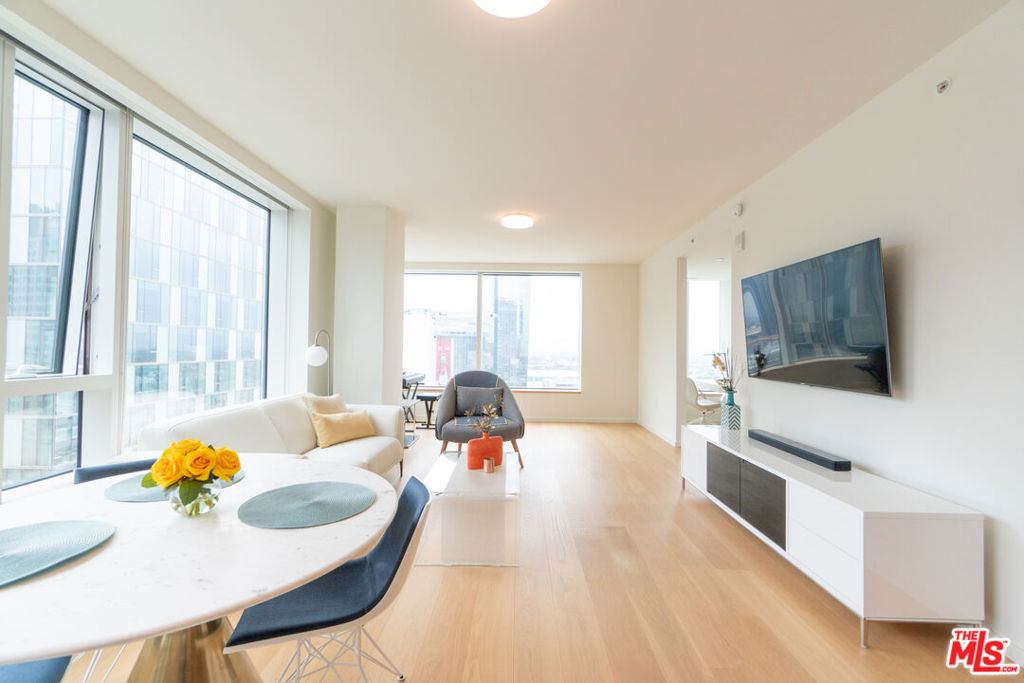 889 Francisco Street 1903 Property Photo 8