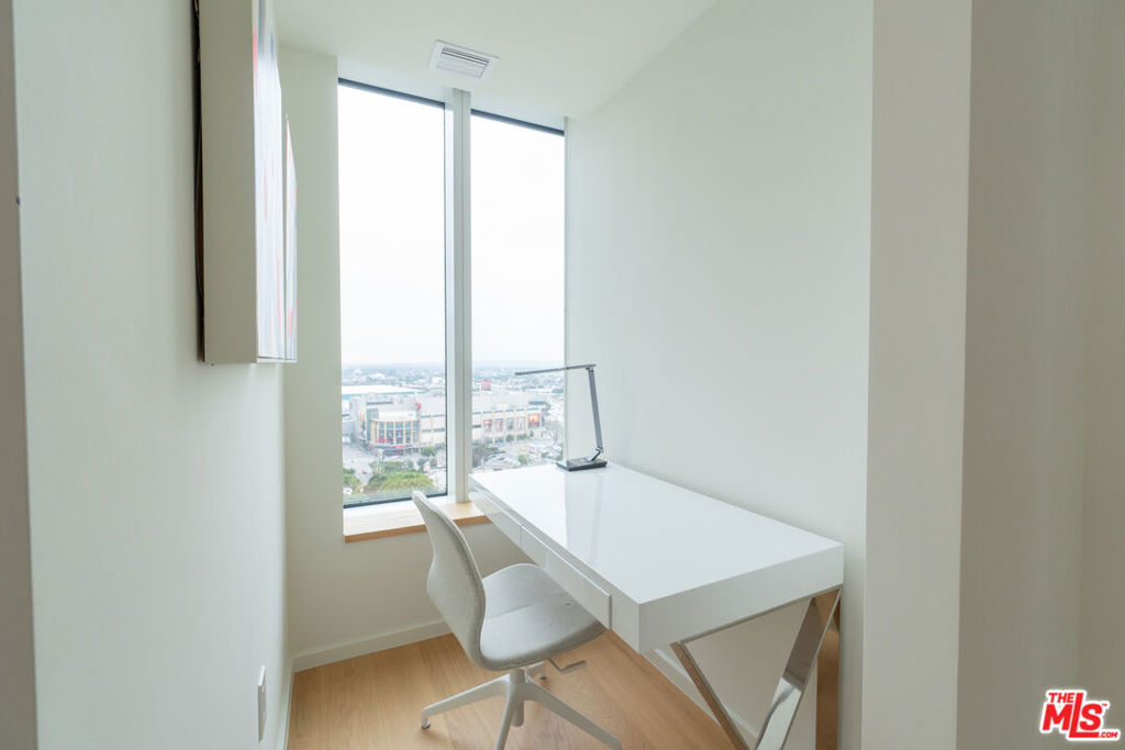 889 Francisco Street 1903 Property Photo 9