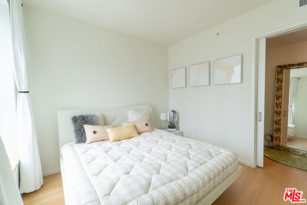 889 Francisco Street 1903 Property Photo 11