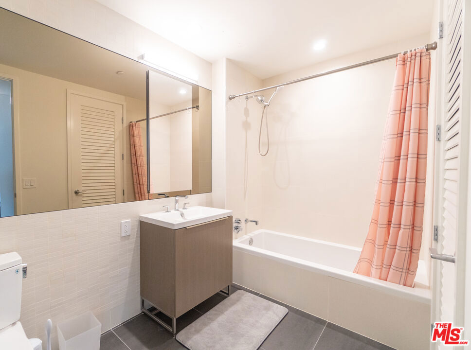 889 Francisco Street 1903 Property Photo 14