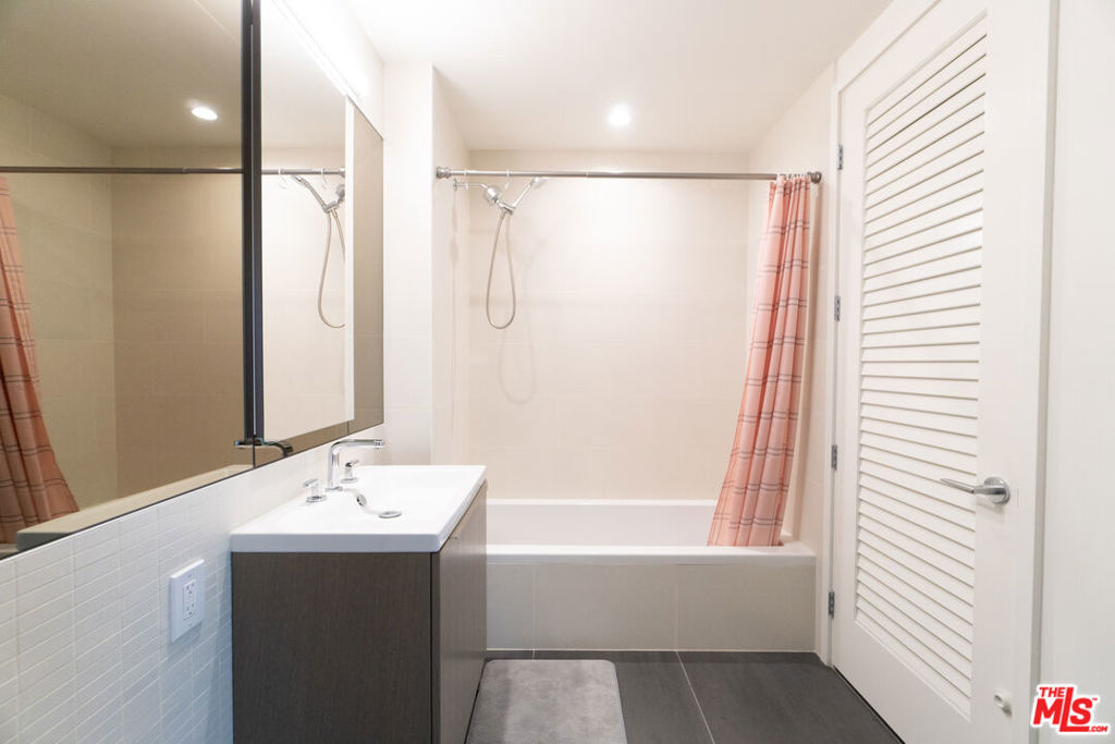 889 Francisco Street 1903 Property Photo 15