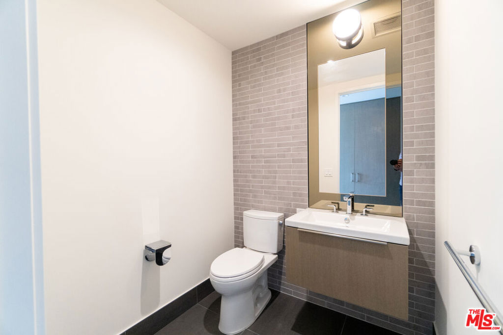 889 Francisco Street 1903 Property Photo 17