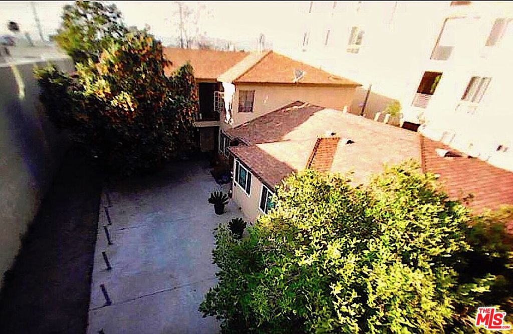 12045 Hart Street Property Photo