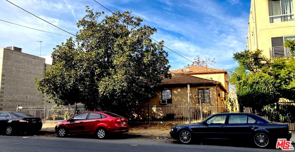 12045 Hart Street Property Photo 1