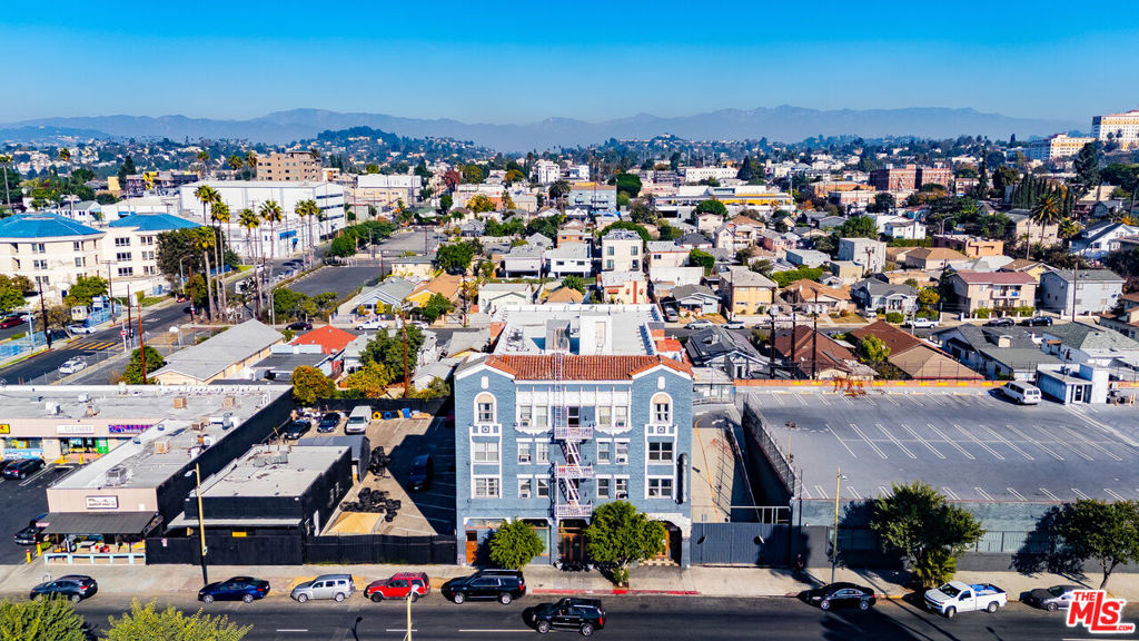 2731 Beverly Boulevard Property Photo 19