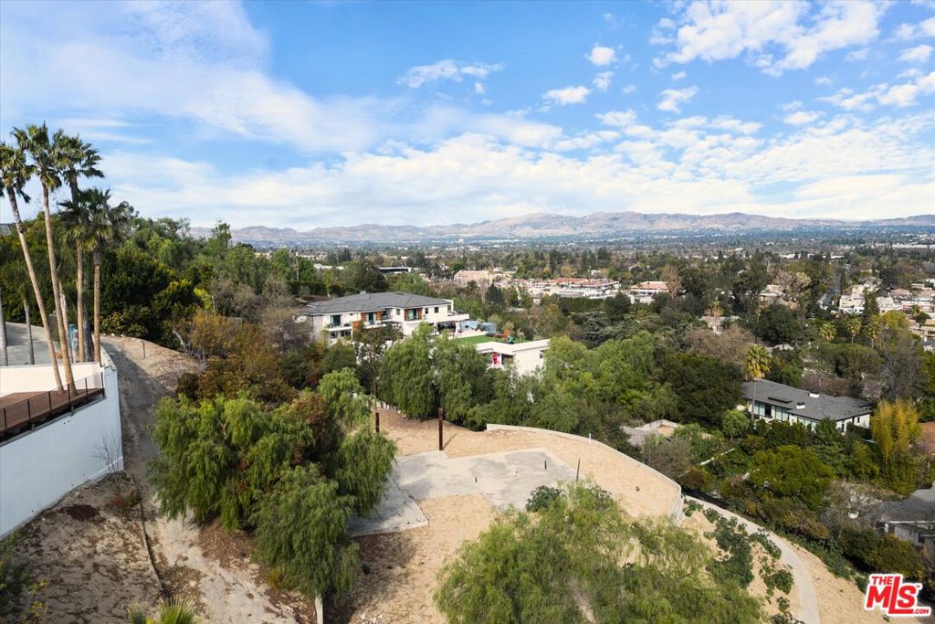 17229 Oak View Drive Property Photo 26