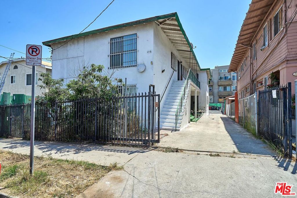 1116 S Berendo Street 1 Property Photo 1