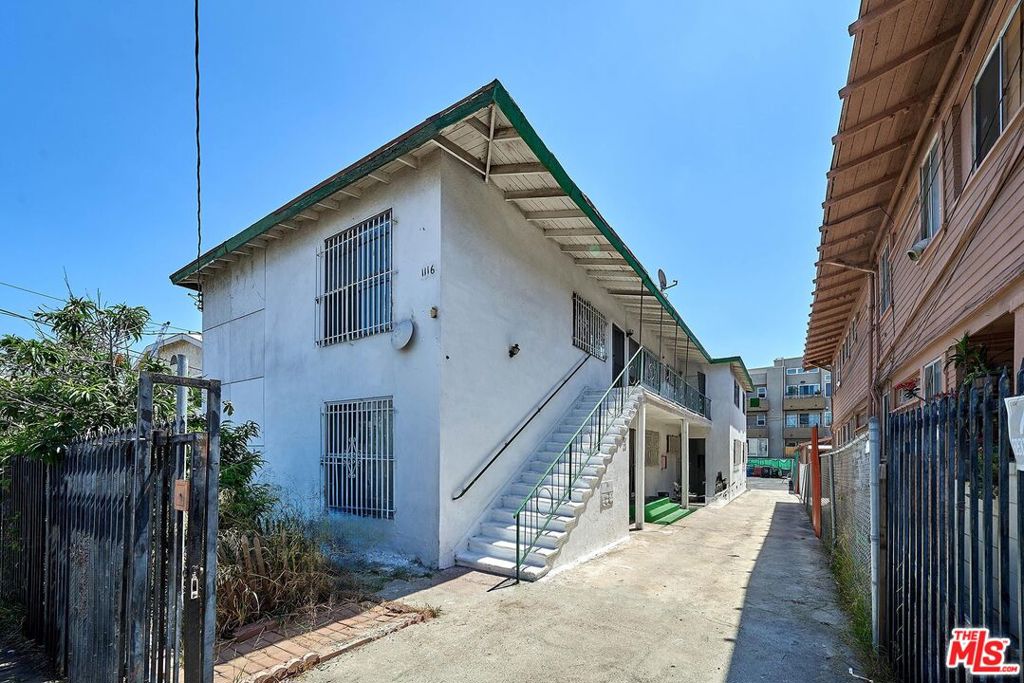 1116 S Berendo Street 1 Property Photo 7