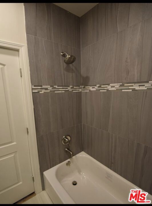 6261 W Olympic Boulevard Property Photo 11