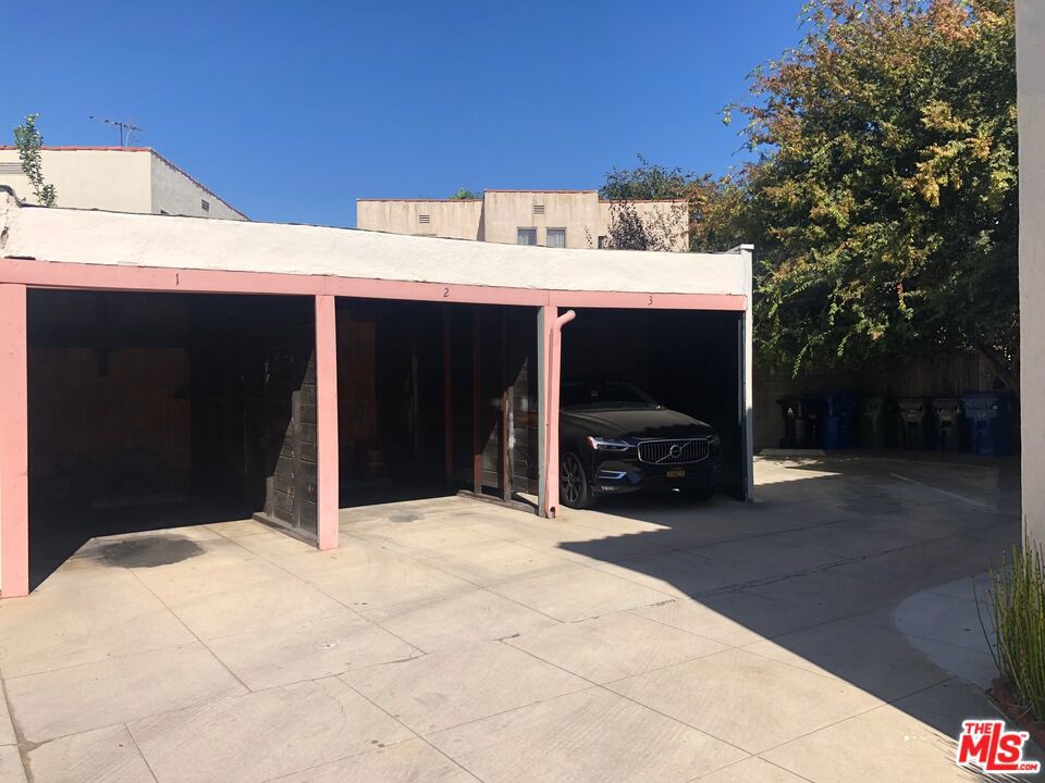 6261 W Olympic Boulevard Property Photo 16
