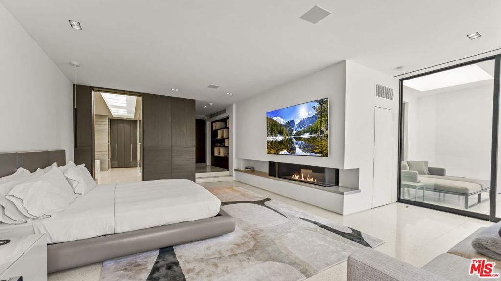 16032 Valley Vista Boulevard Property Photo 24