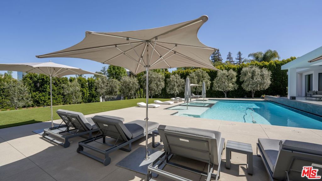 16032 Valley Vista Boulevard Property Photo 35