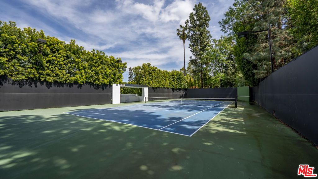 16032 Valley Vista Boulevard Property Photo 42