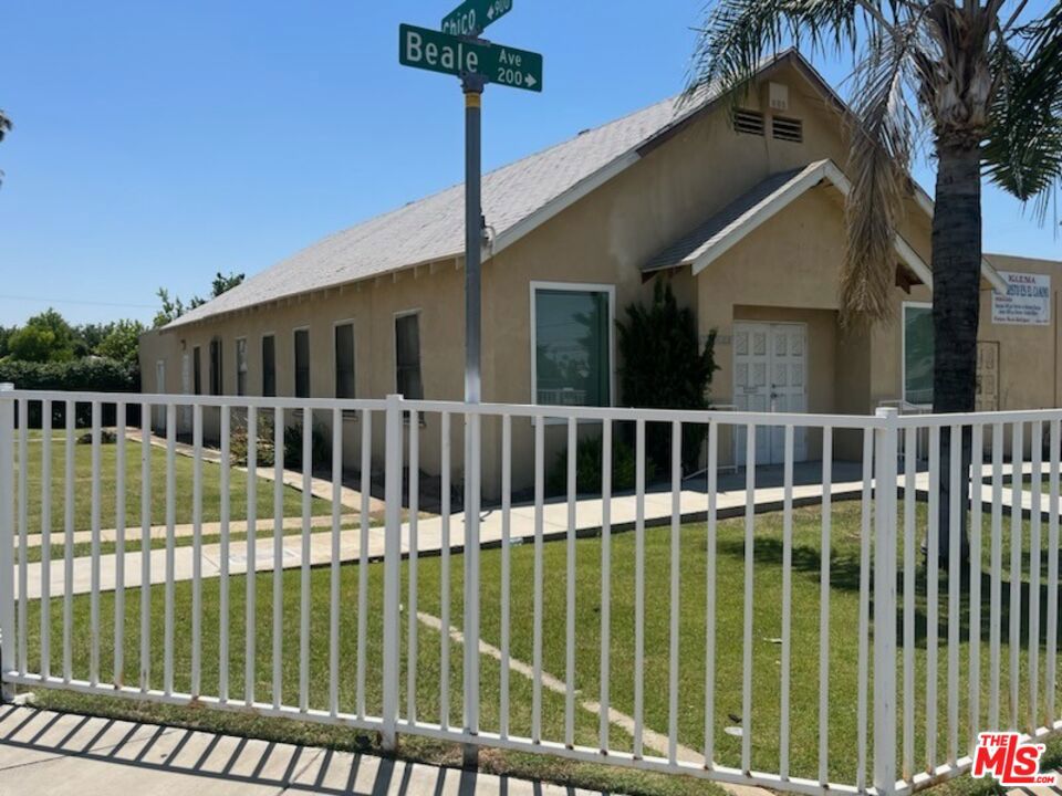 231 Beale Avenue Property Photo 1