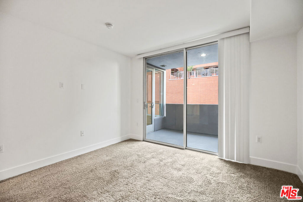 10473 Santa Monica Boulevard Ph6 Property Photo 8