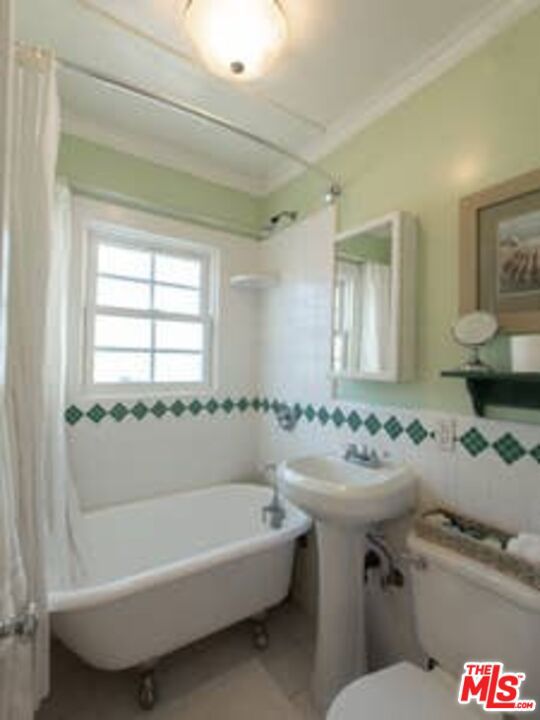 2318 Strongs Drive Property Photo 19