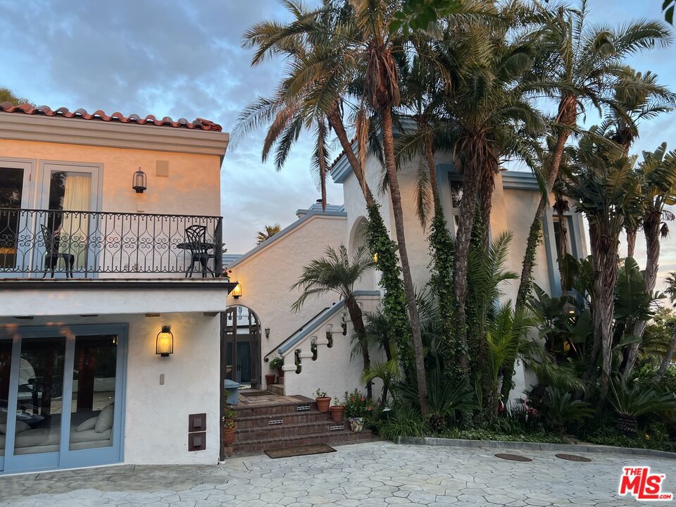 31663 Broad Beach Road Property Photo 39