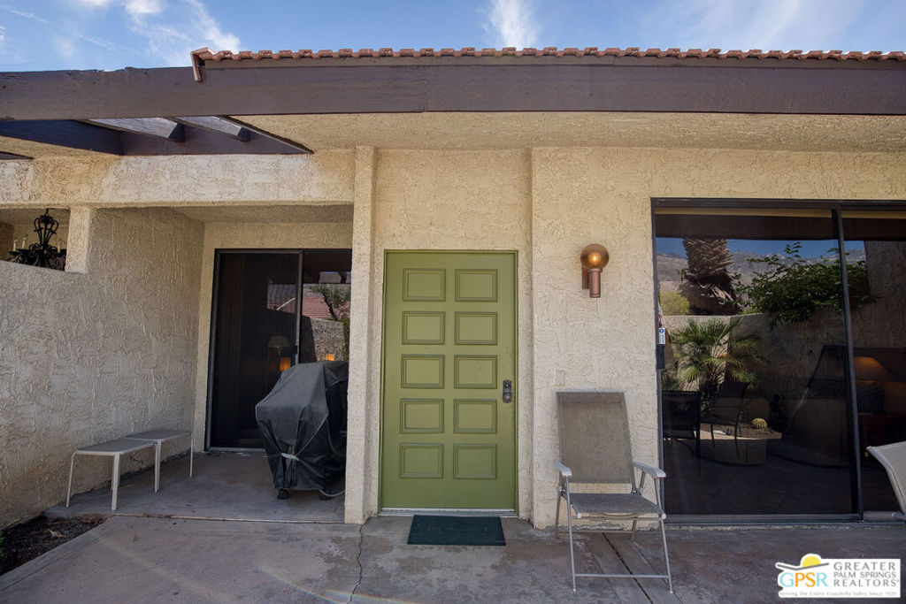 1455 E Amado Road Property Photo 16