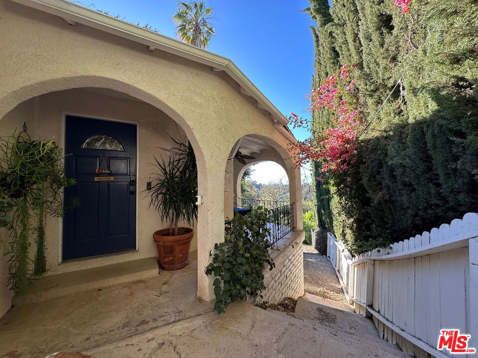 4707 Bedel Street Property Photo 4