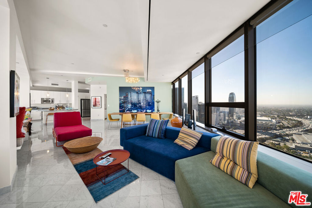 1100 Wilshire Boulevard 2902 Property Photo 2