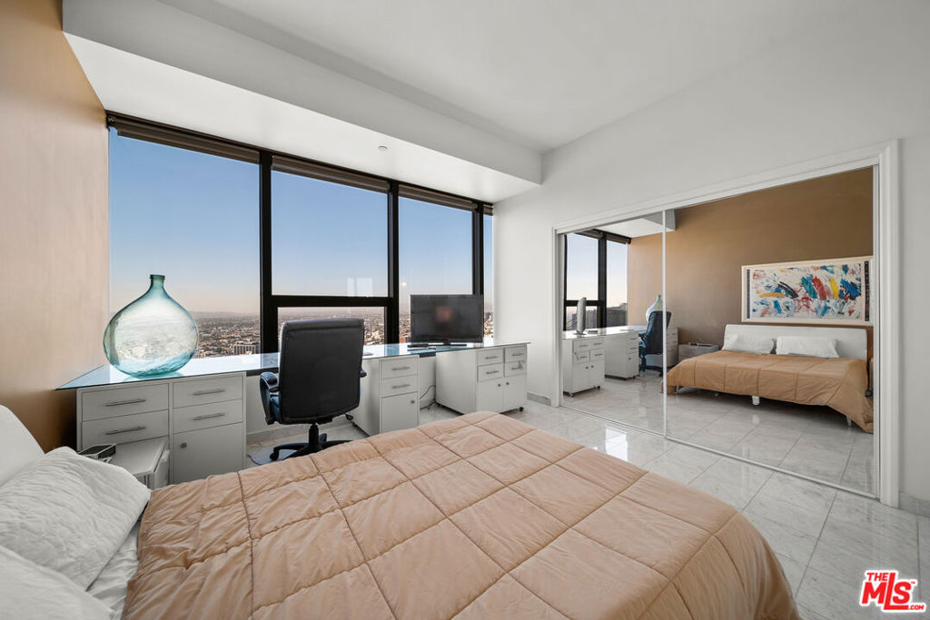 1100 Wilshire Boulevard 2902 Property Photo 25