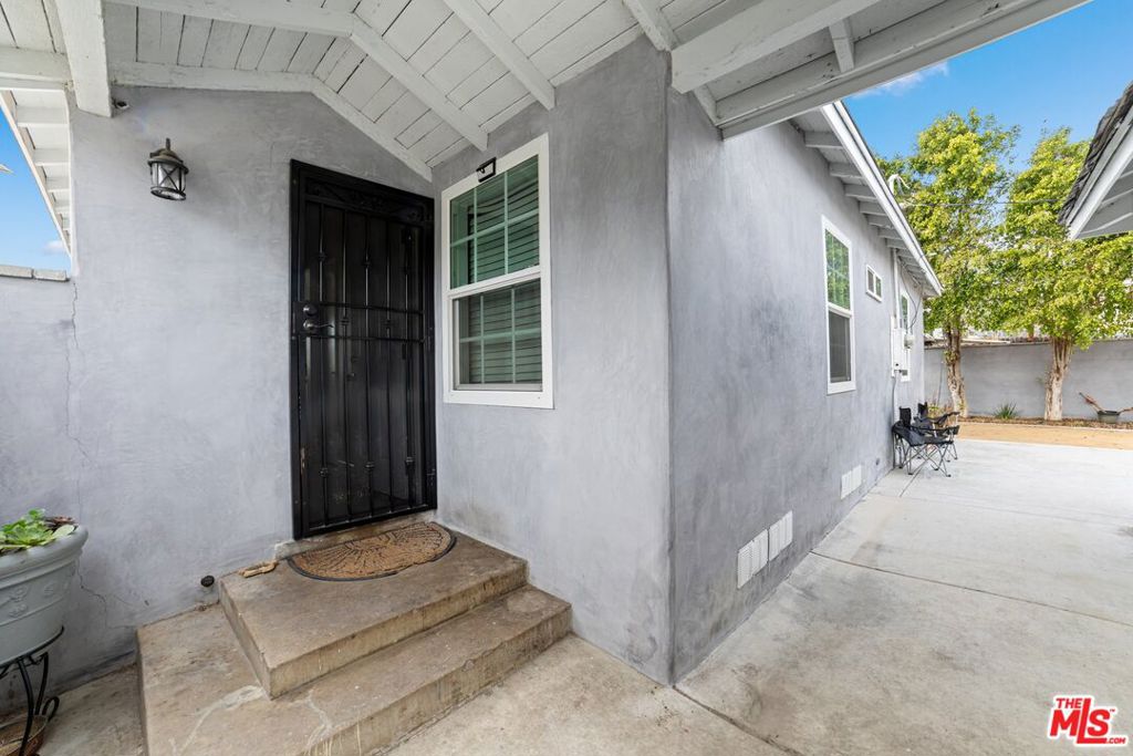 3307 N E Street Property Photo 21