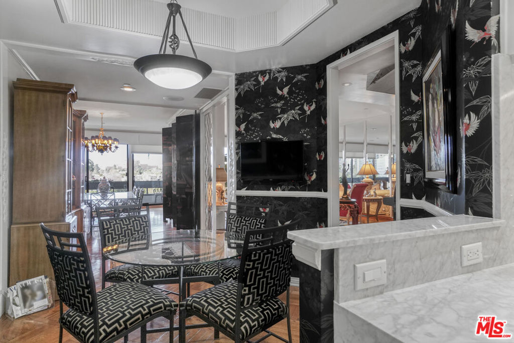 10551 Wilshire Boulevard 902 Property Photo 16