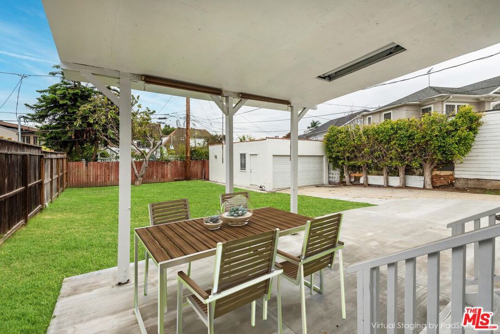 4090 Leeward Avenue Property Photo 11