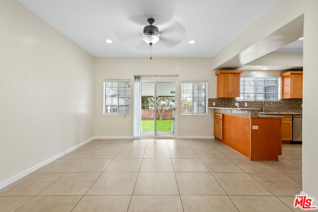 4090 Leeward Avenue Property Photo 17