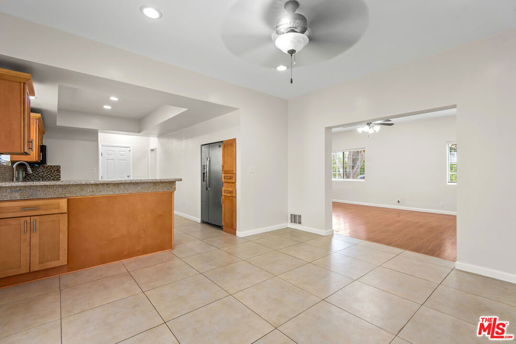 4090 Leeward Avenue Property Photo 19